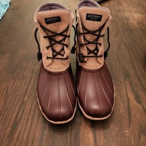Sperry grey wine saltwater duck boots womens size 9.5